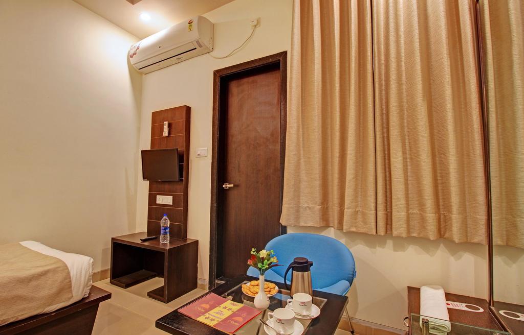 Hotel Nawalgarh Plaza Quarto foto