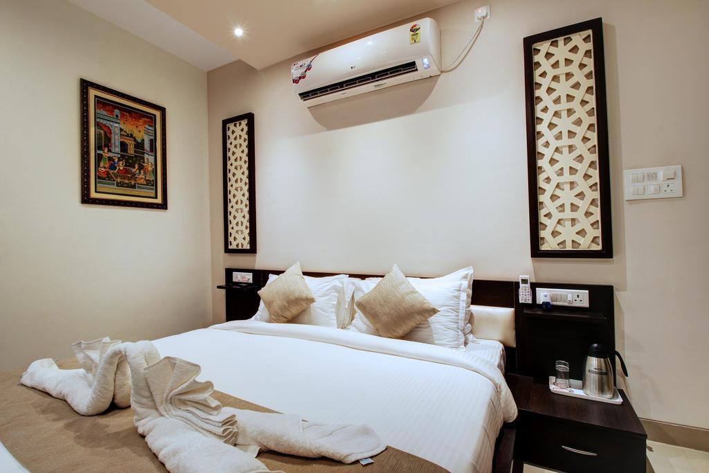 Hotel Nawalgarh Plaza Quarto foto